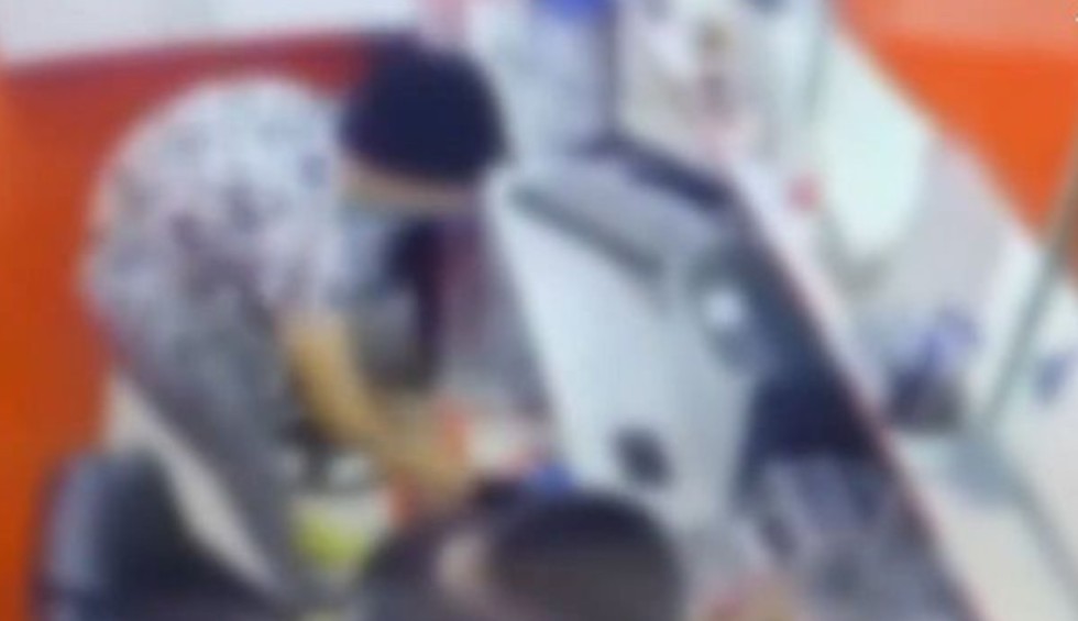 A generic square placeholder image with rounded corners in a figure.