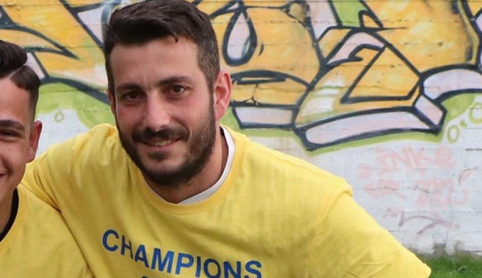 A generic square placeholder image with rounded corners in a figure.