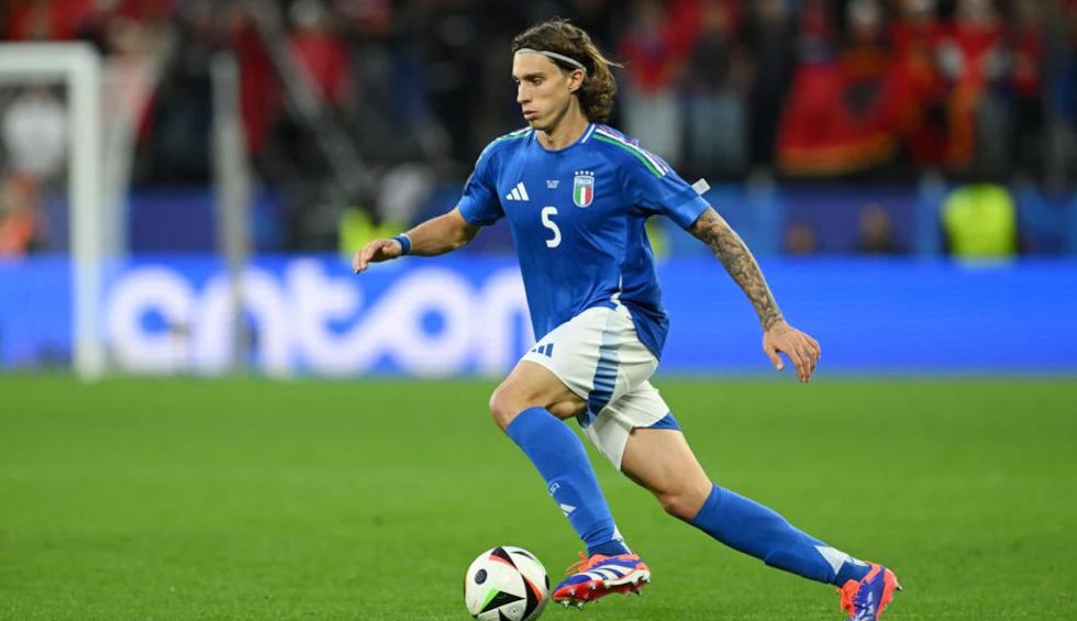 A generic square placeholder image with rounded corners in a figure.