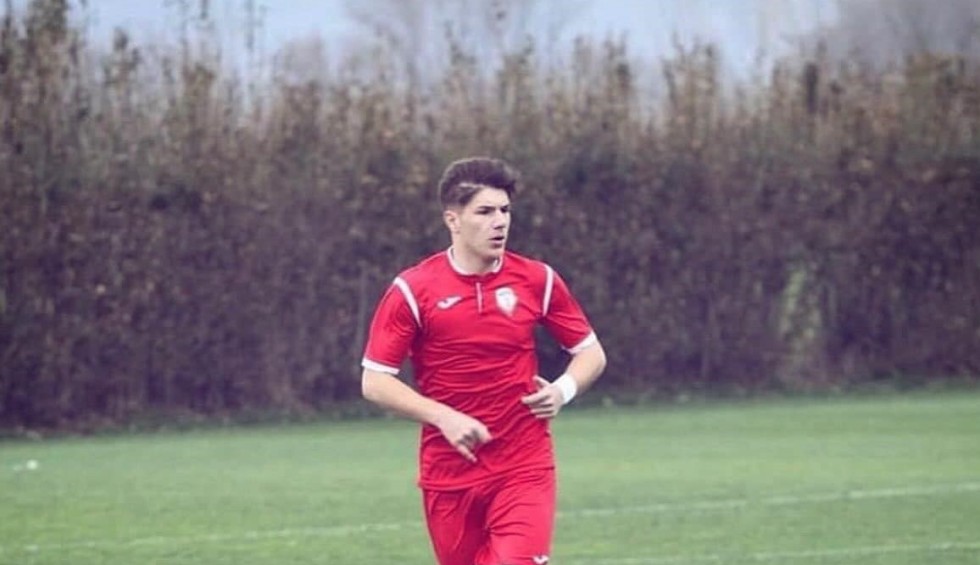 A generic square placeholder image with rounded corners in a figure.