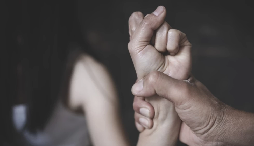 A generic square placeholder image with rounded corners in a figure.