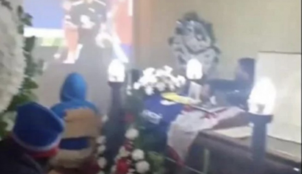 A generic square placeholder image with rounded corners in a figure.