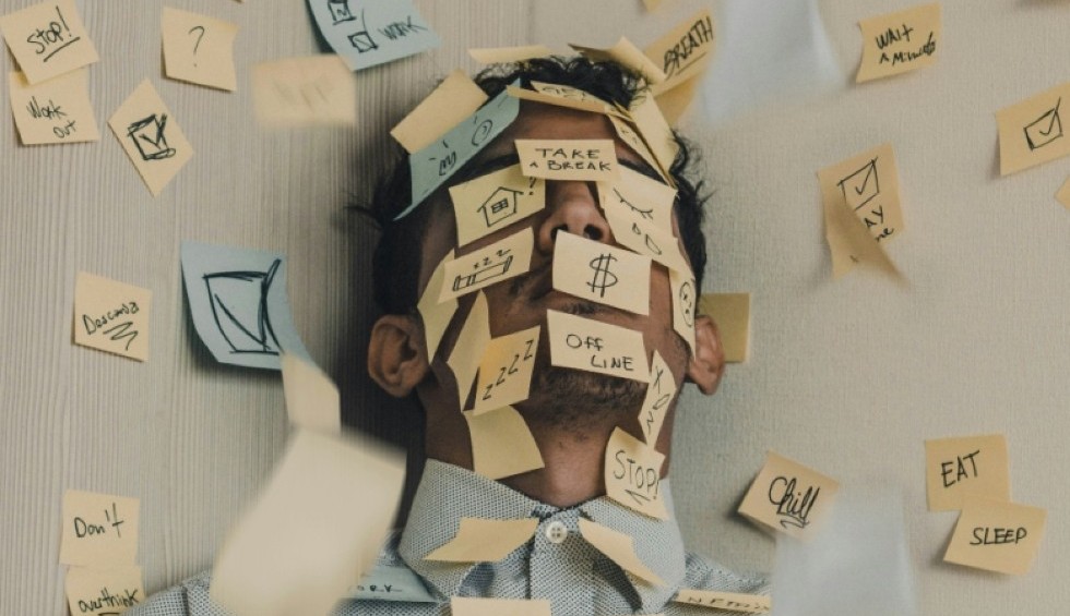 A generic square placeholder image with rounded corners in a figure.