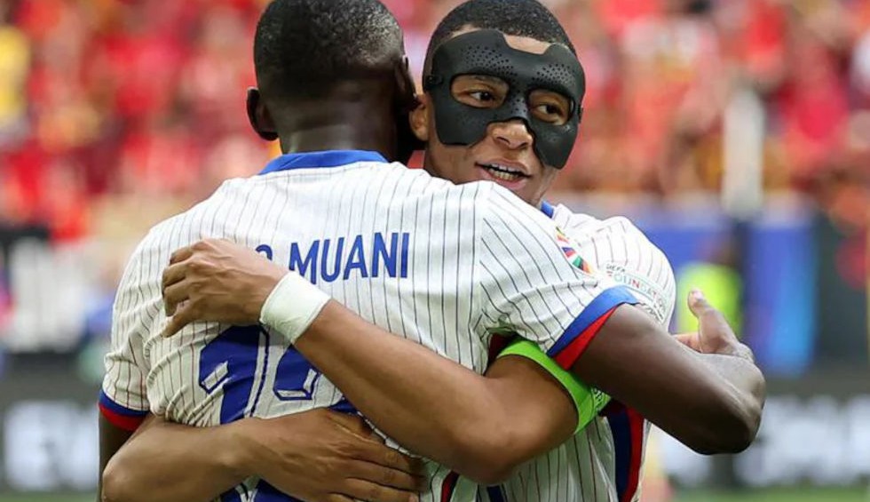 A generic square placeholder image with rounded corners in a figure.