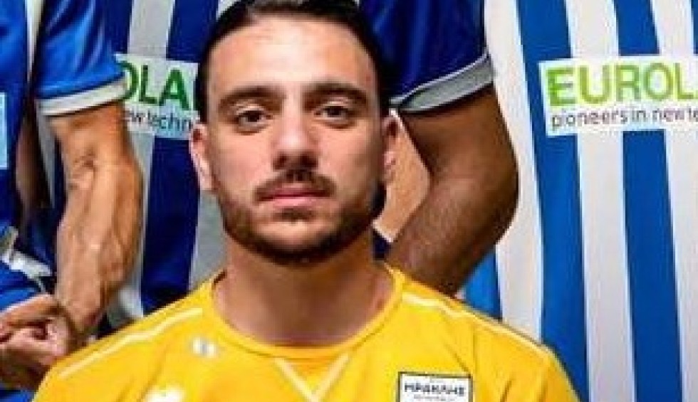 A generic square placeholder image with rounded corners in a figure.