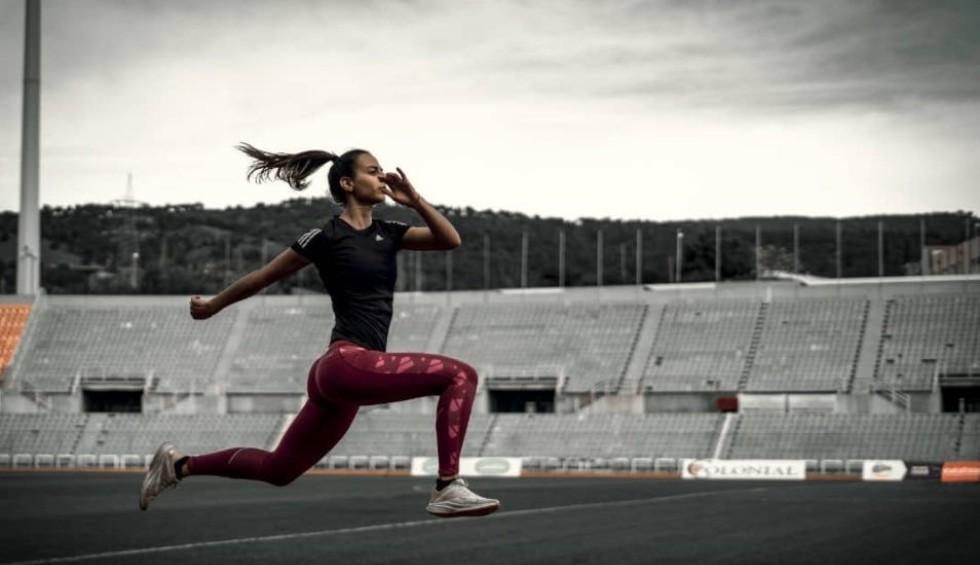 A generic square placeholder image with rounded corners in a figure.