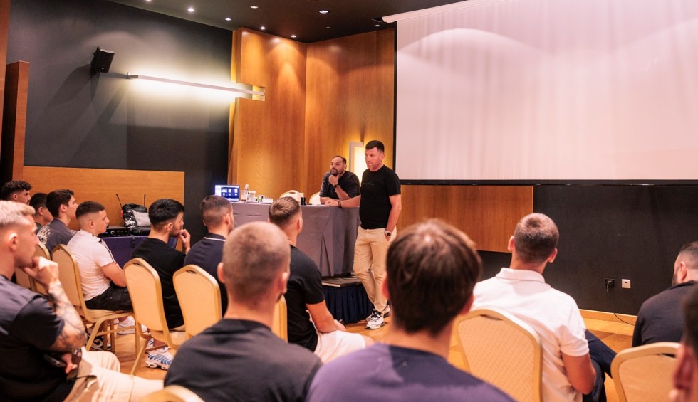 A generic square placeholder image with rounded corners in a figure.