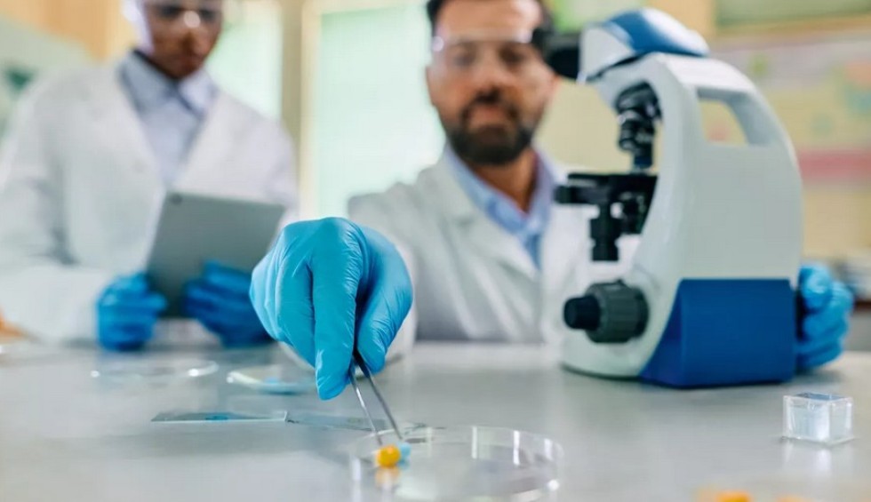 A generic square placeholder image with rounded corners in a figure.