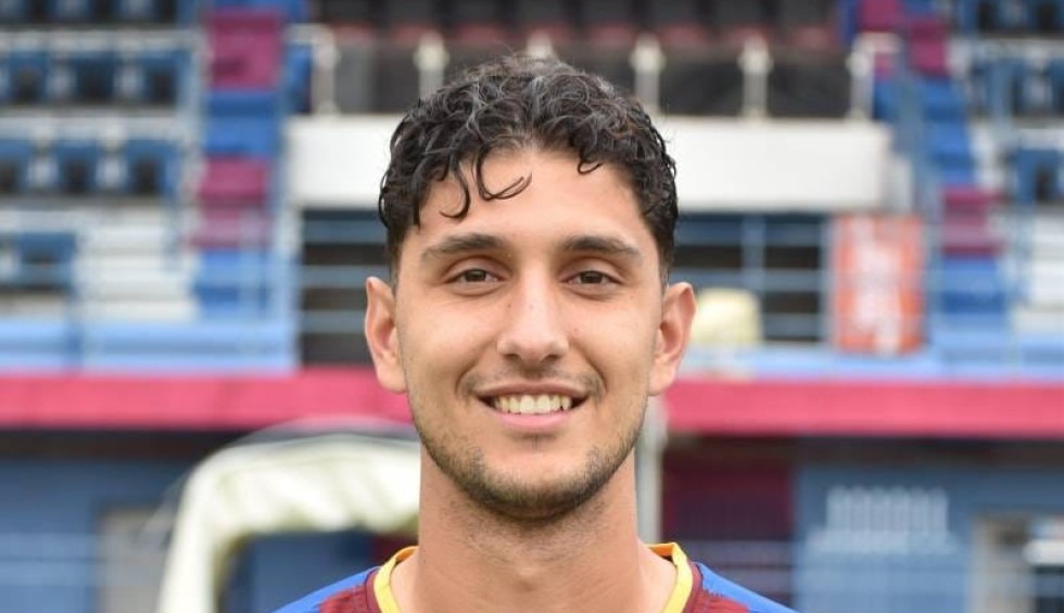 A generic square placeholder image with rounded corners in a figure.