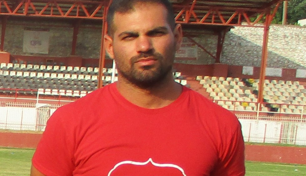 A generic square placeholder image with rounded corners in a figure.