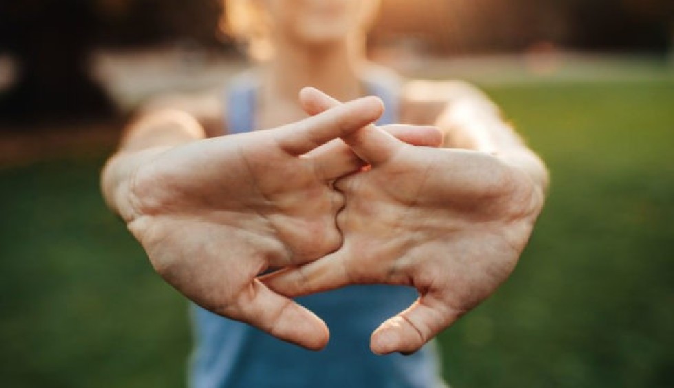 A generic square placeholder image with rounded corners in a figure.