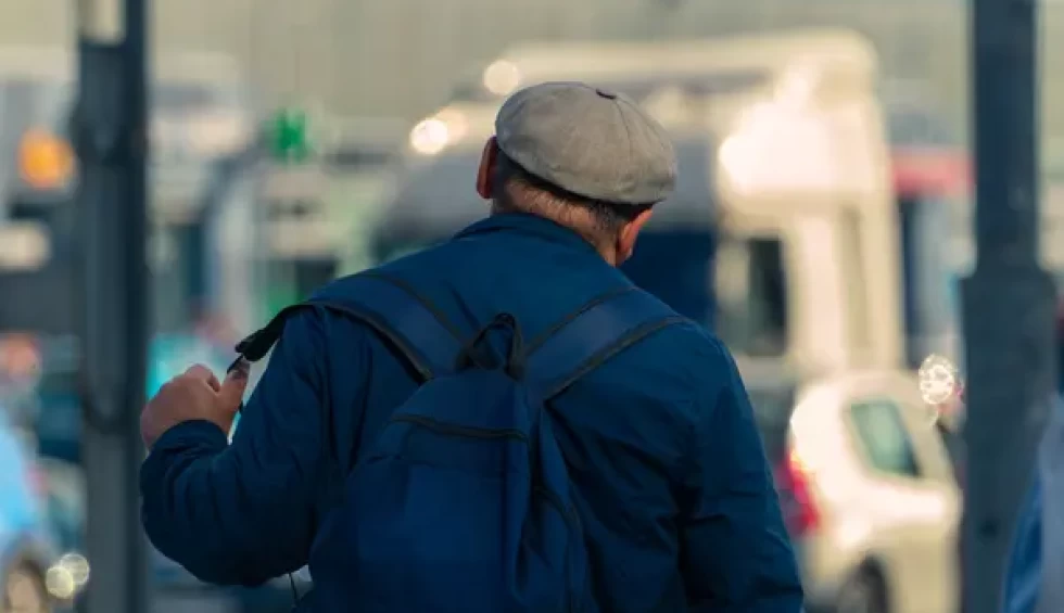 A generic square placeholder image with rounded corners in a figure.