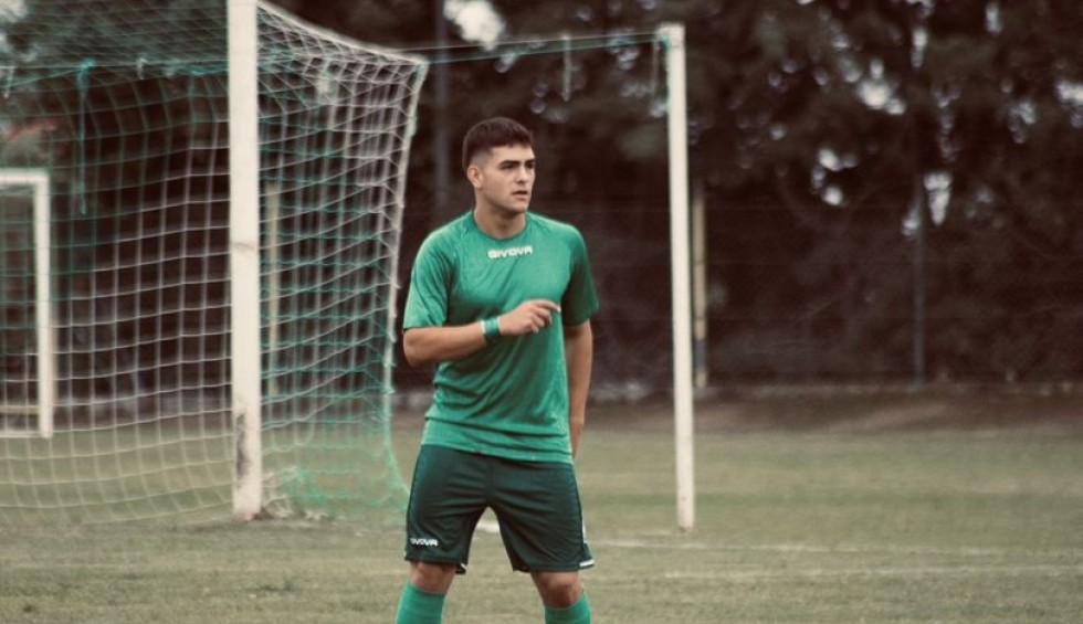 A generic square placeholder image with rounded corners in a figure.