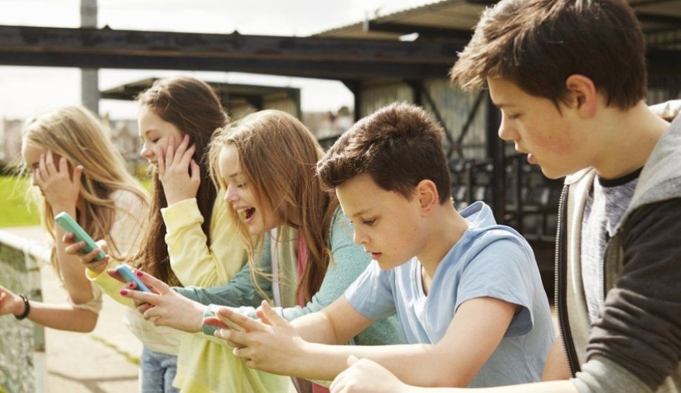 A generic square placeholder image with rounded corners in a figure.