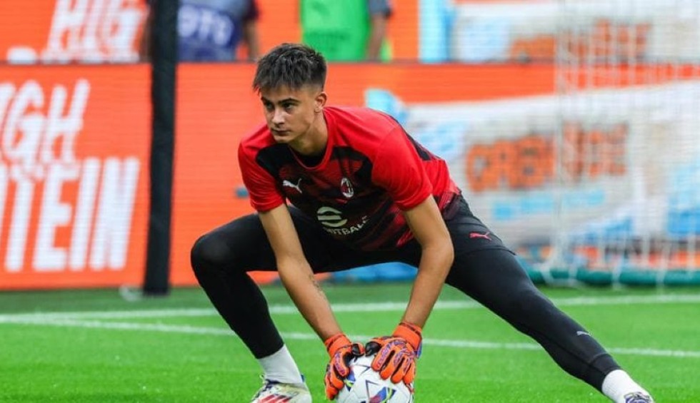 A generic square placeholder image with rounded corners in a figure.