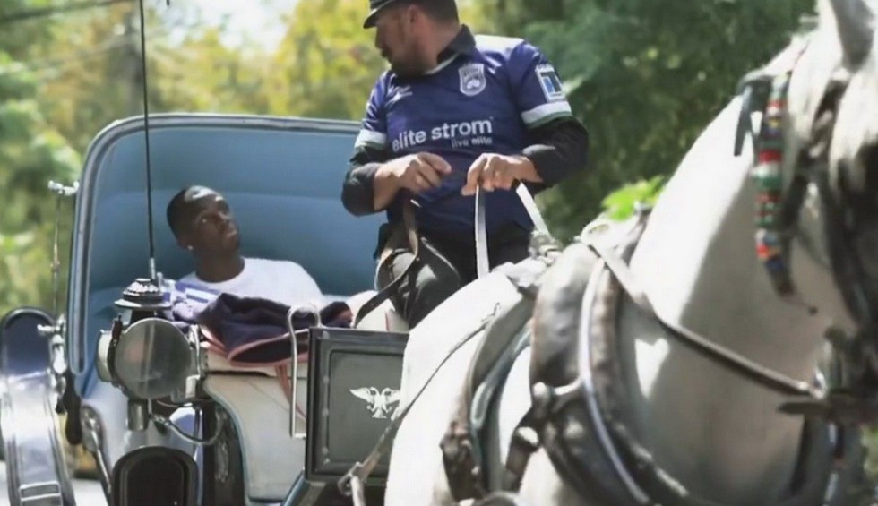 A generic square placeholder image with rounded corners in a figure.