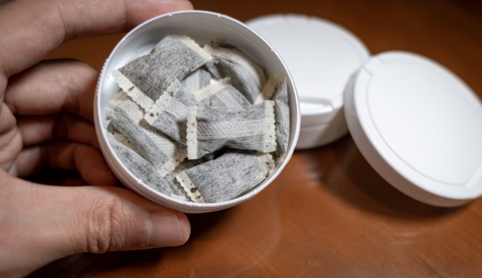 A generic square placeholder image with rounded corners in a figure.