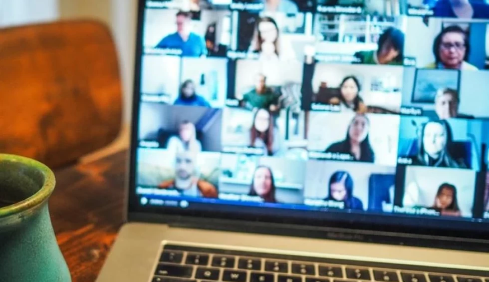 A generic square placeholder image with rounded corners in a figure.