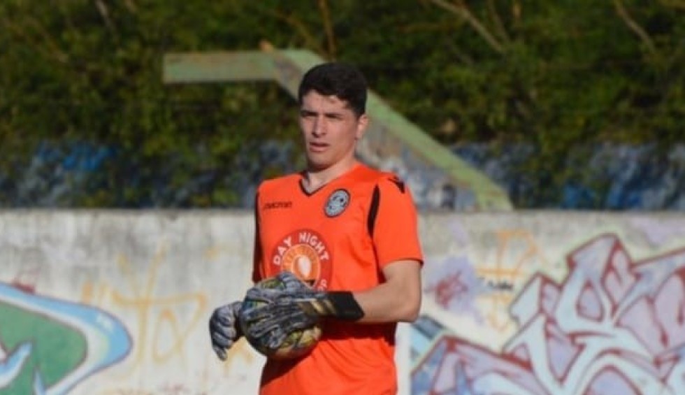 A generic square placeholder image with rounded corners in a figure.