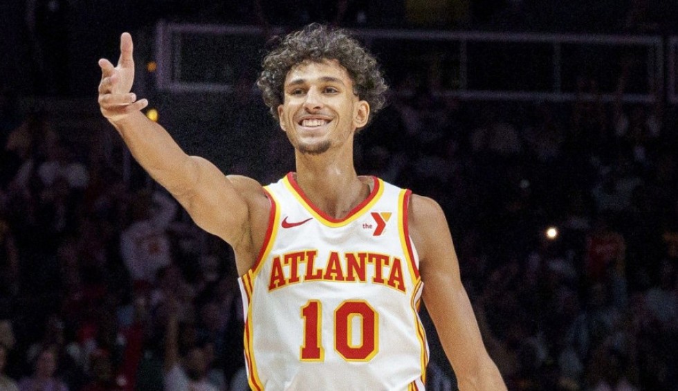 A generic square placeholder image with rounded corners in a figure.