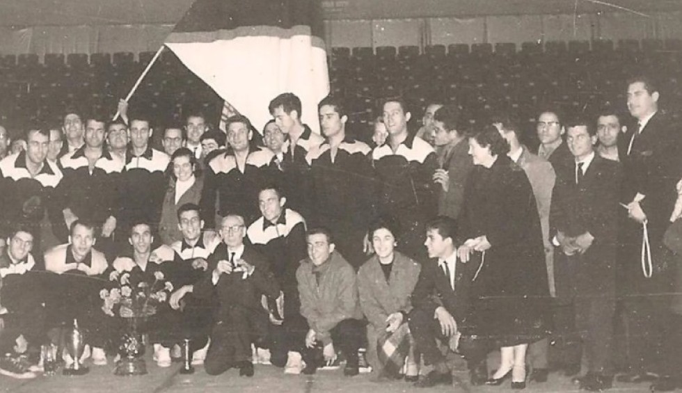 A generic square placeholder image with rounded corners in a figure.