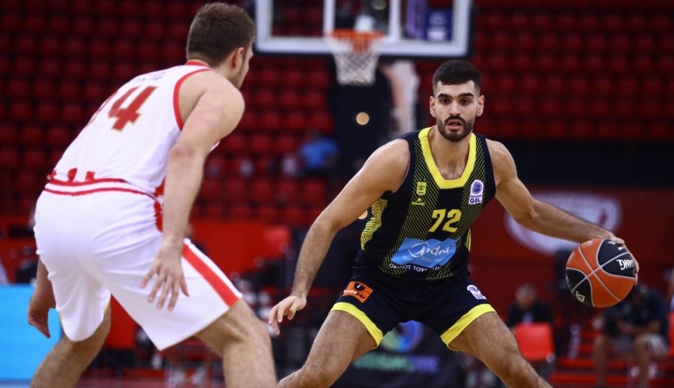 A generic square placeholder image with rounded corners in a figure.