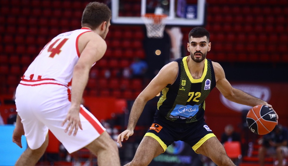 A generic square placeholder image with rounded corners in a figure.