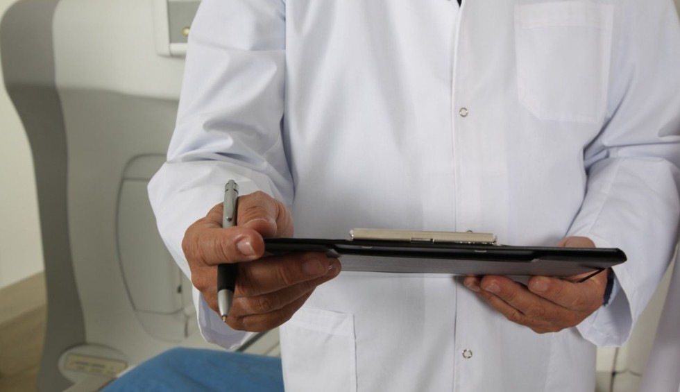 A generic square placeholder image with rounded corners in a figure.