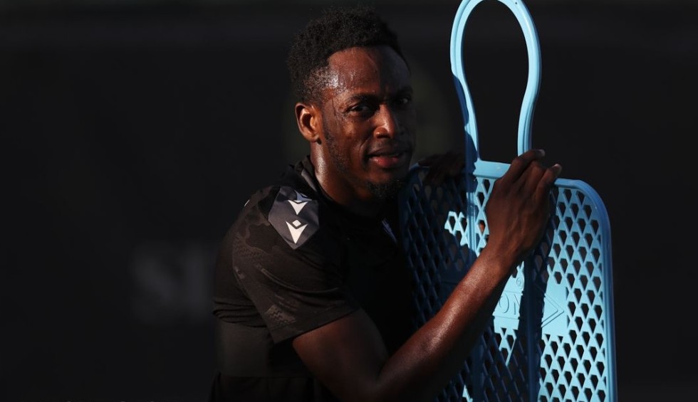 A generic square placeholder image with rounded corners in a figure.