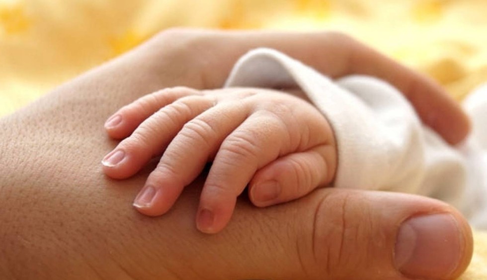 A generic square placeholder image with rounded corners in a figure.