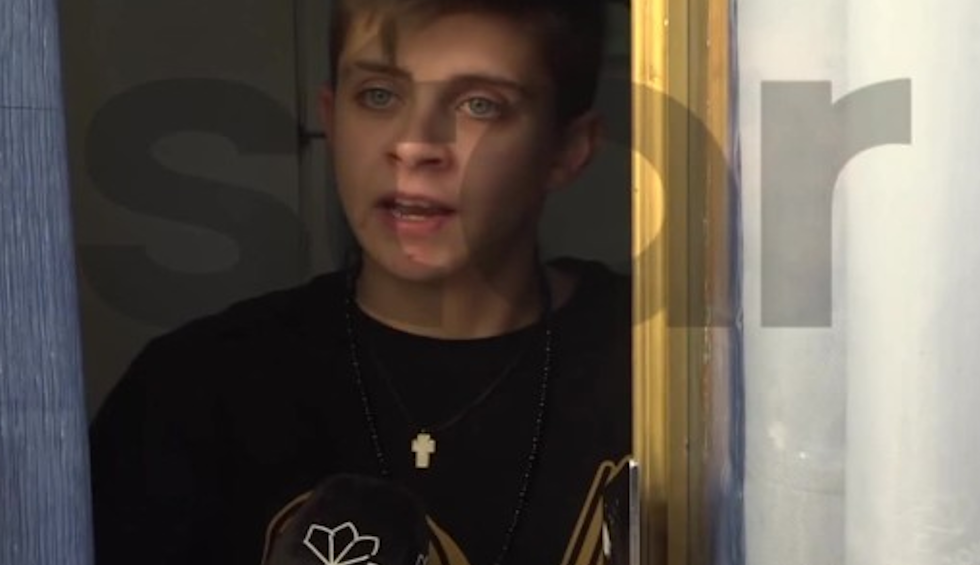 A generic square placeholder image with rounded corners in a figure.