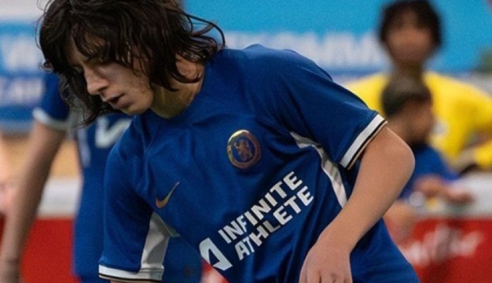 A generic square placeholder image with rounded corners in a figure.