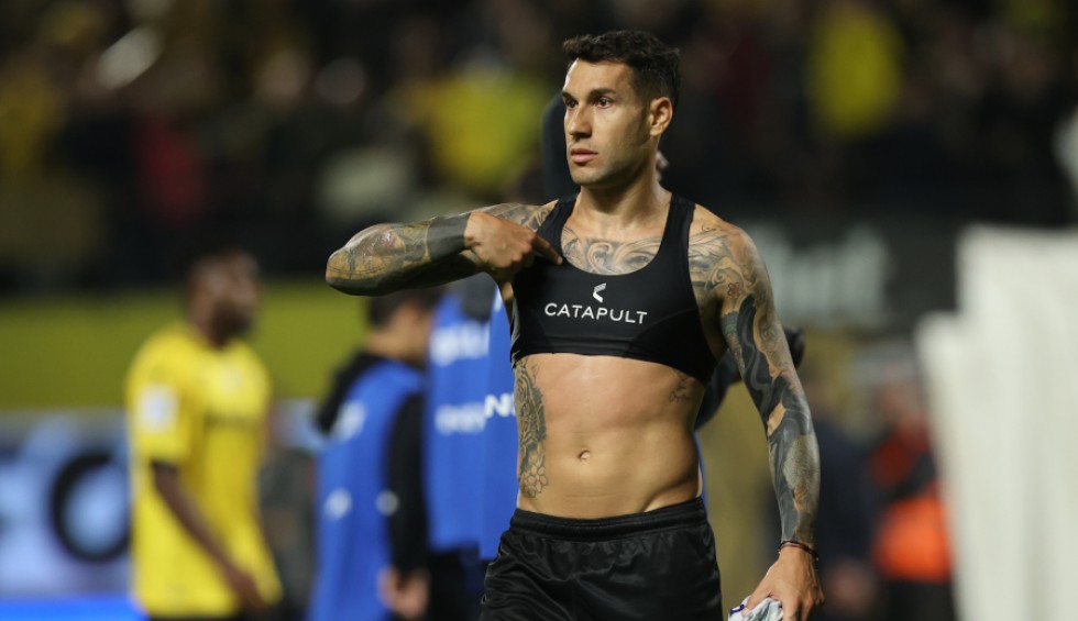 A generic square placeholder image with rounded corners in a figure.