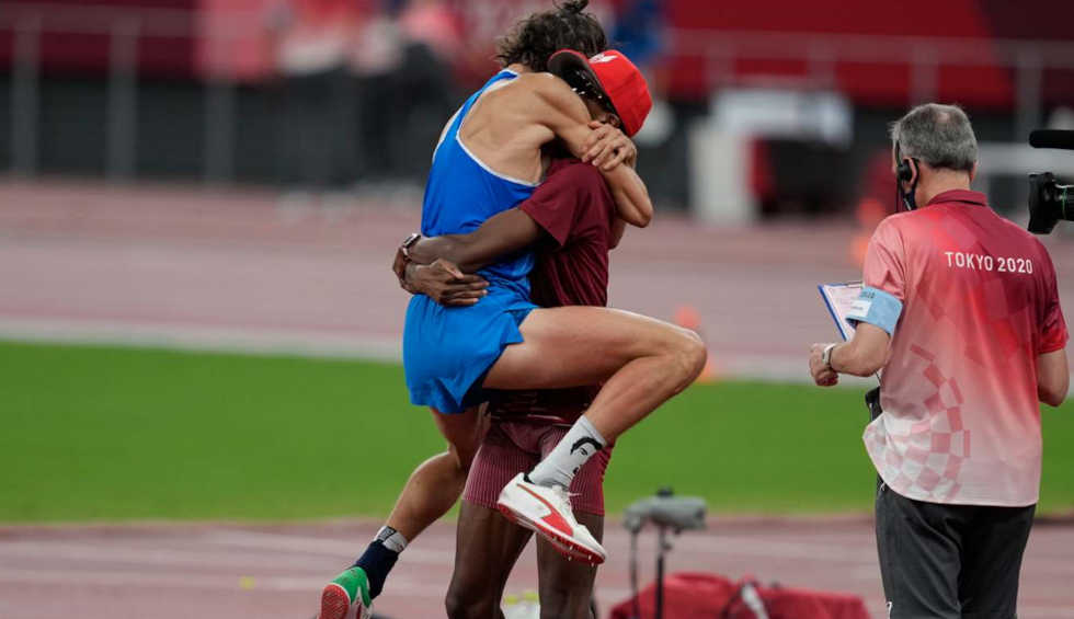 A generic square placeholder image with rounded corners in a figure.