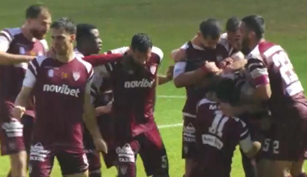 A generic square placeholder image with rounded corners in a figure.