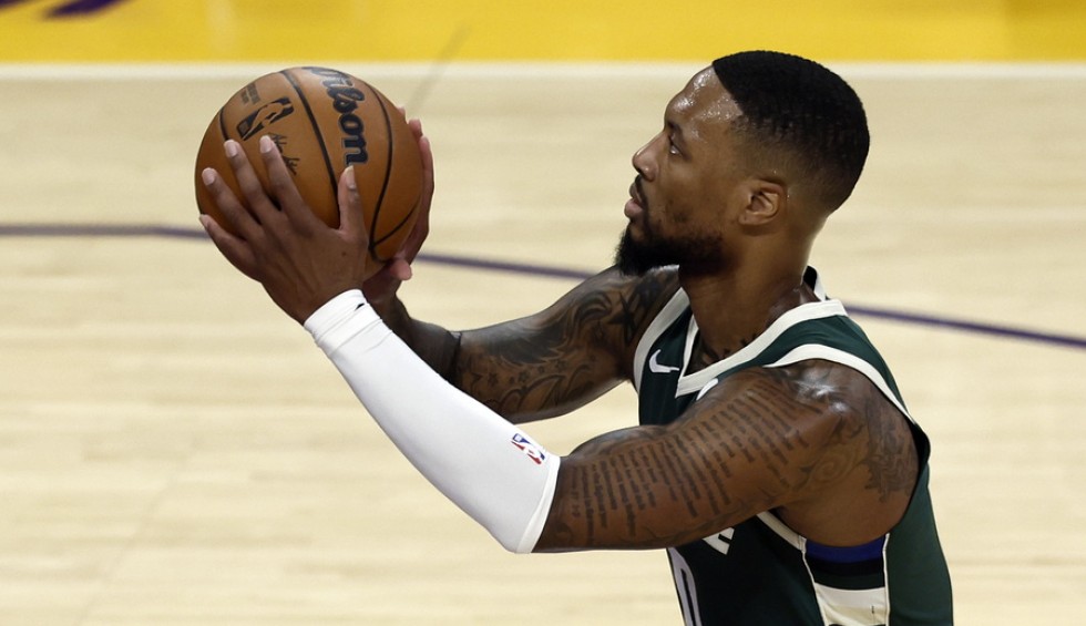 A generic square placeholder image with rounded corners in a figure.