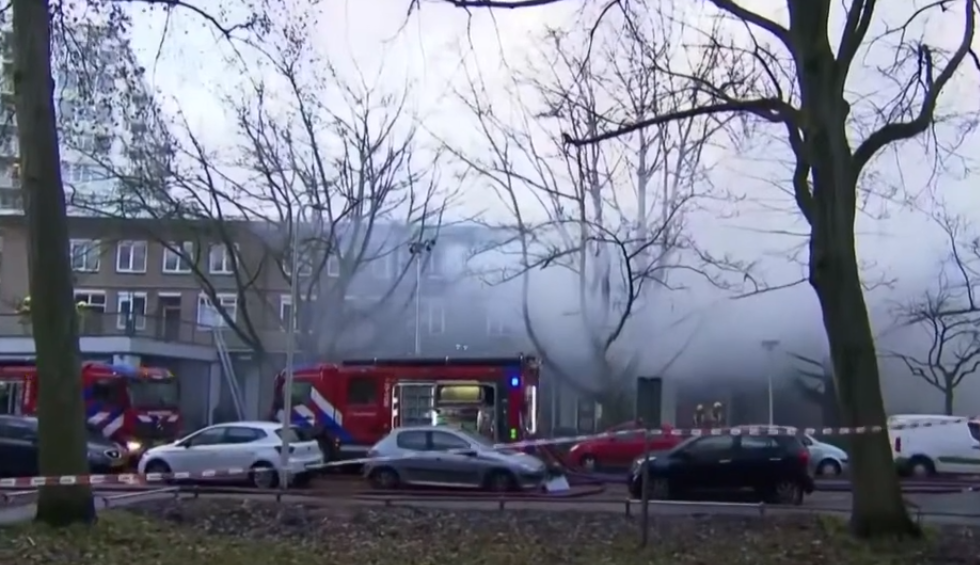 A generic square placeholder image with rounded corners in a figure.