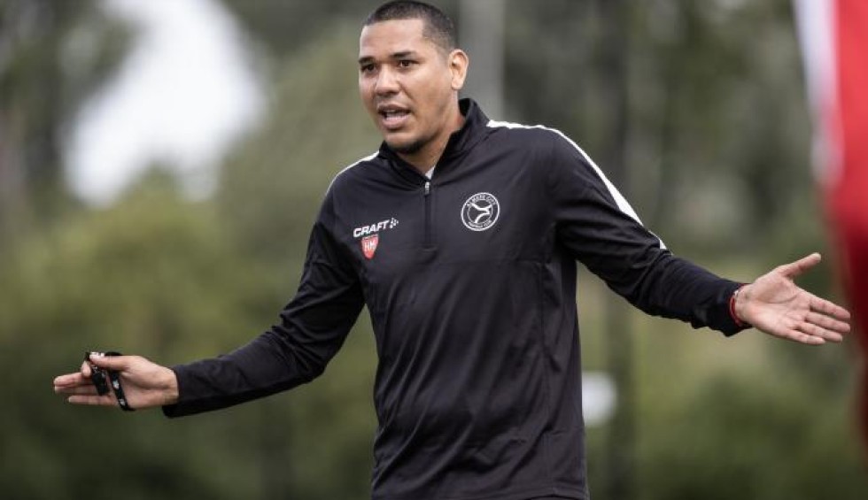 A generic square placeholder image with rounded corners in a figure.