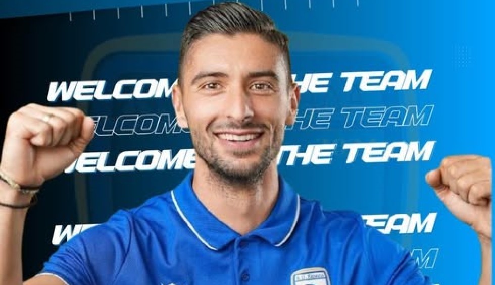 A generic square placeholder image with rounded corners in a figure.