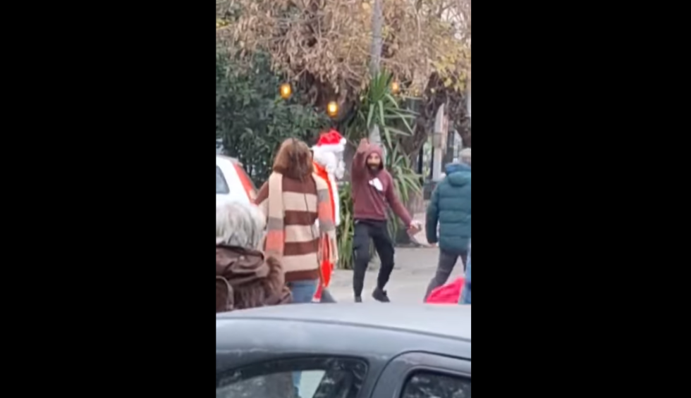 A generic square placeholder image with rounded corners in a figure.