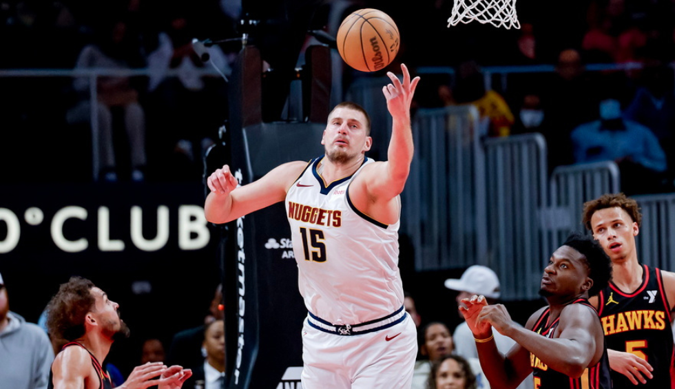 A generic square placeholder image with rounded corners in a figure.