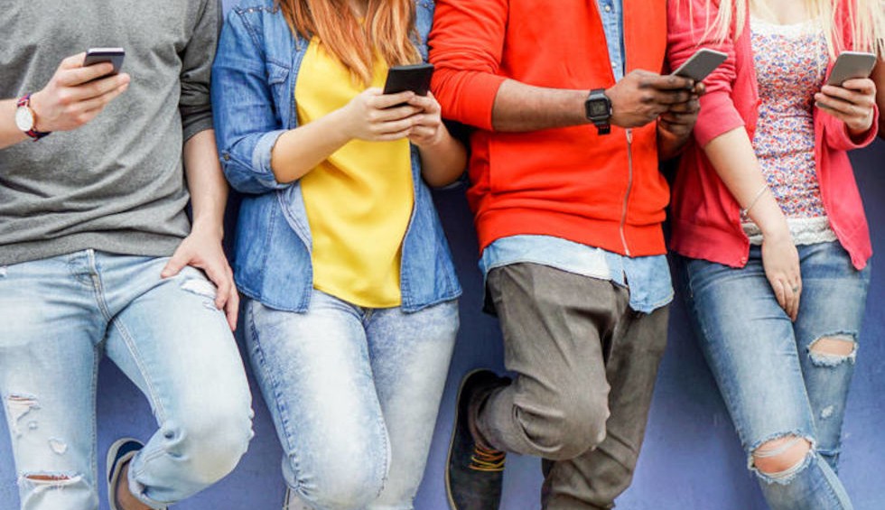 A generic square placeholder image with rounded corners in a figure.