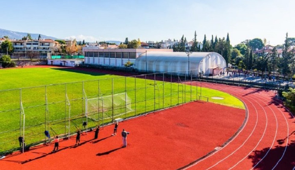 A generic square placeholder image with rounded corners in a figure.