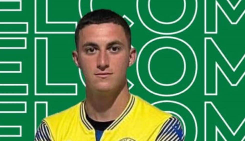 A generic square placeholder image with rounded corners in a figure.