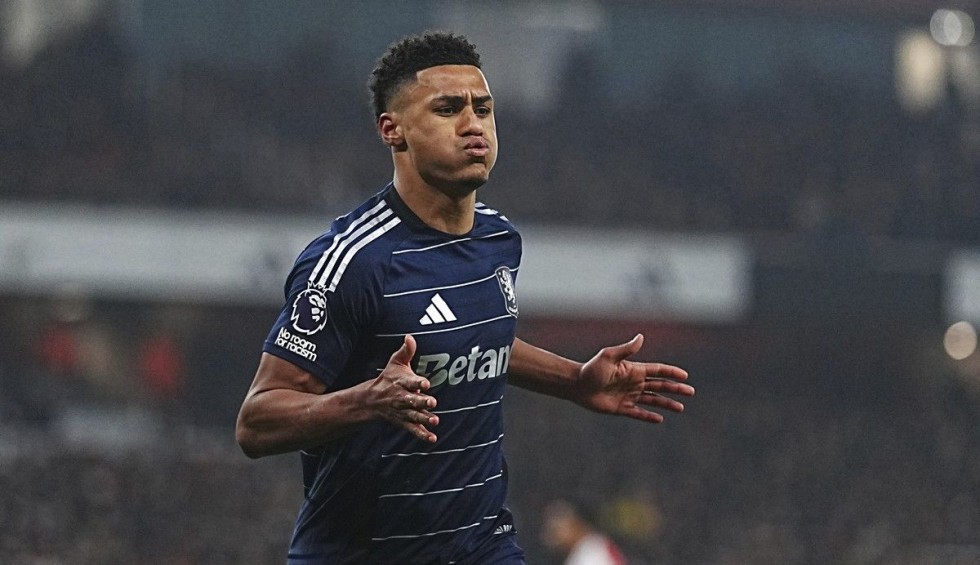 A generic square placeholder image with rounded corners in a figure.