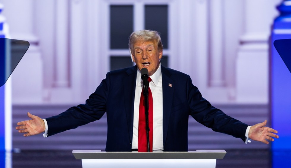 A generic square placeholder image with rounded corners in a figure.