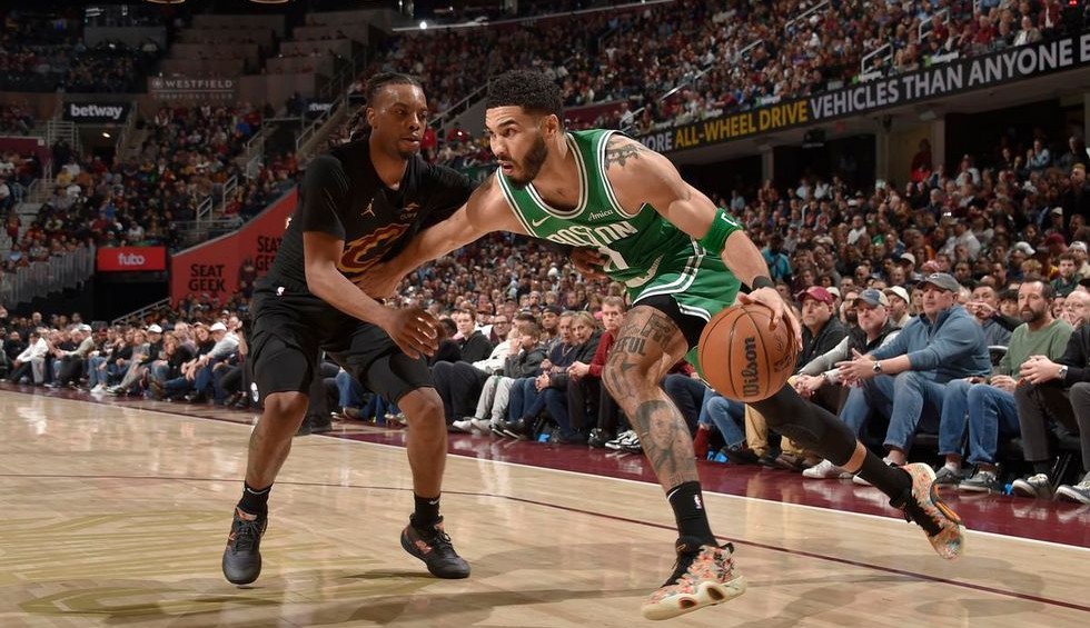 A generic square placeholder image with rounded corners in a figure.