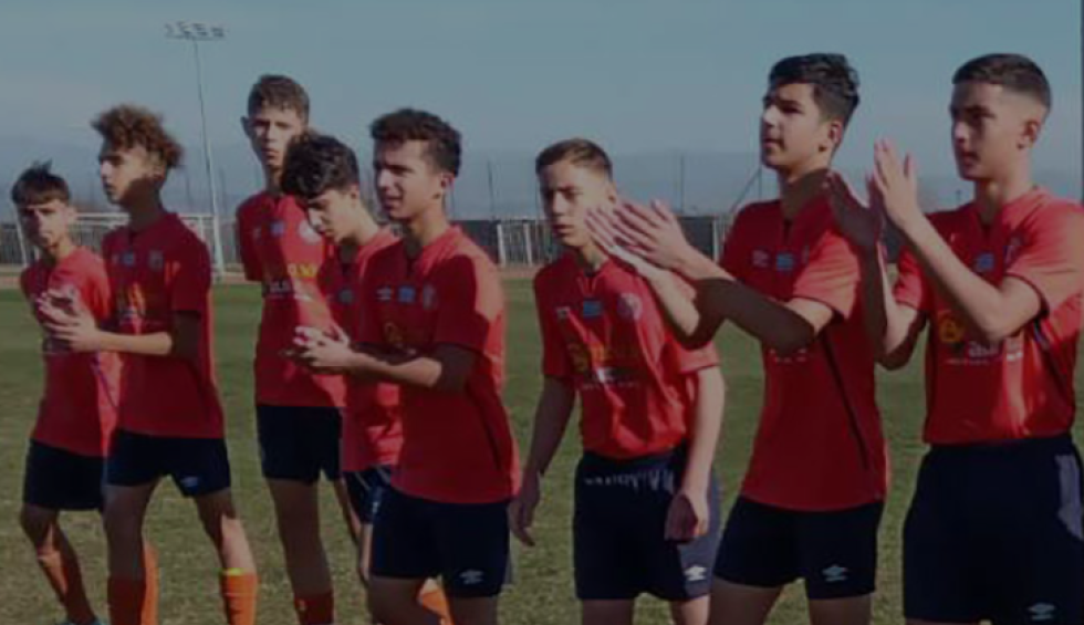 A generic square placeholder image with rounded corners in a figure.