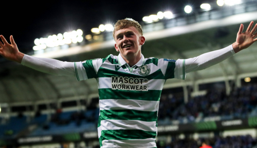 A generic square placeholder image with rounded corners in a figure.