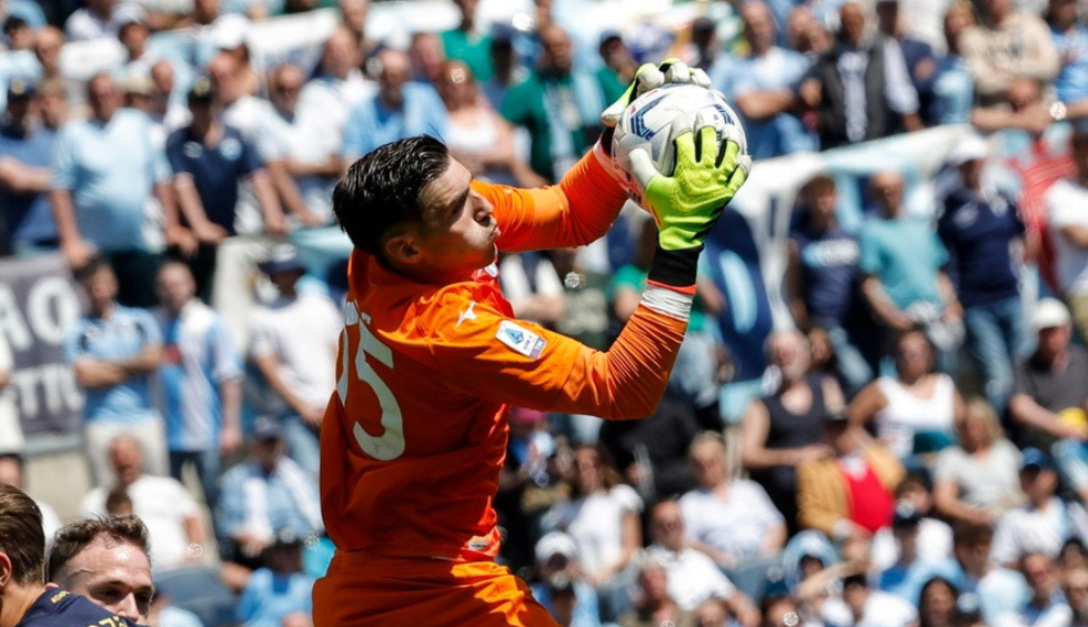 A generic square placeholder image with rounded corners in a figure.